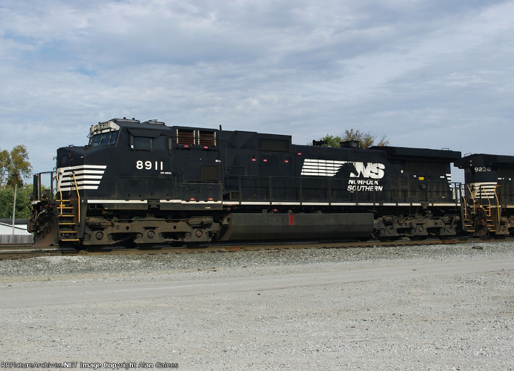 NS 8911